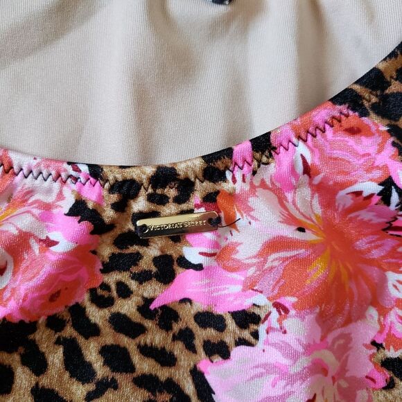 Victoria's Secret Negril Floral/Cheetah Print Plunge Halter One-Piece Swimsuit - Picture 8 of 11
